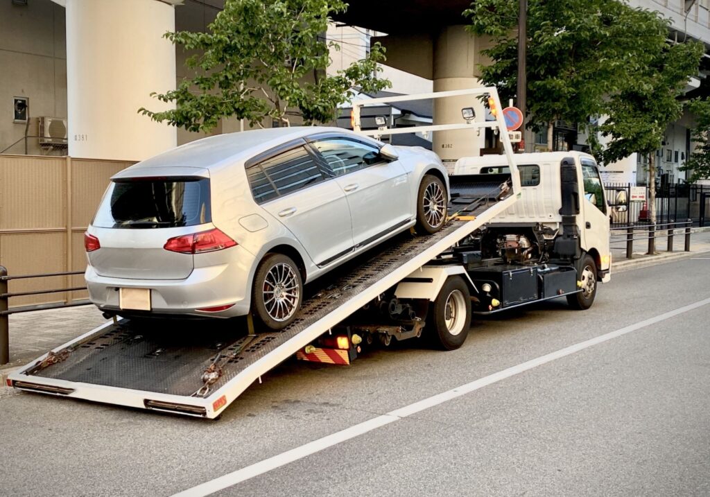 三重県 鈴鹿市 レッカー事業 事故車 故障車 お引越し 陸送業務 車両引上げ バッテリー上がり パンク 四日市市 桑名市 津市 亀山市
